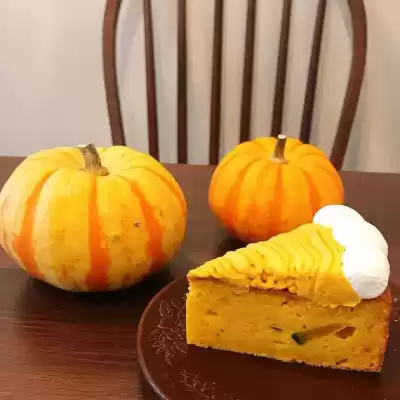 食べ応えのあるケーキ「かぼちゃのガトーショコラ」が登場